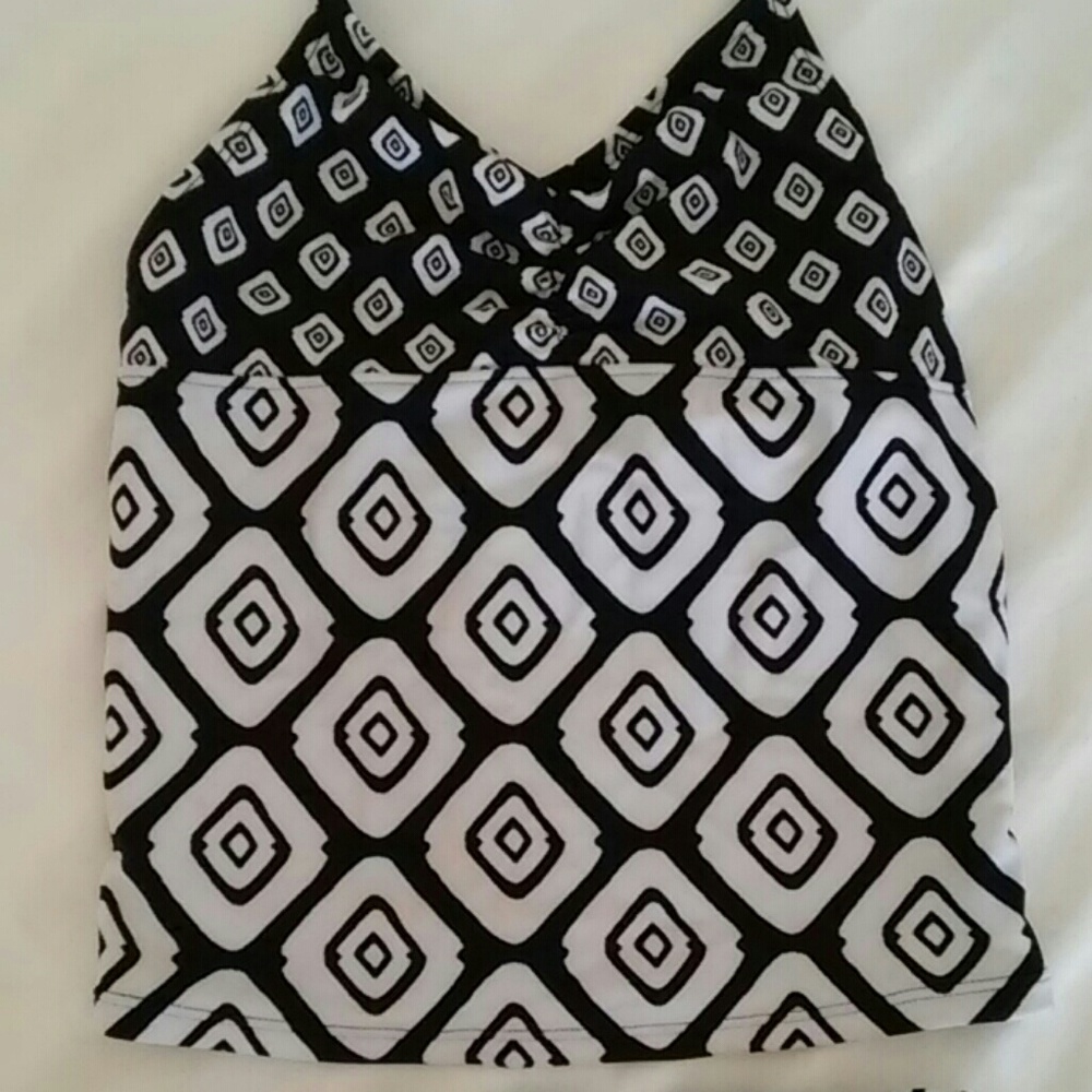 Swimsuit - Picture 4 of 7